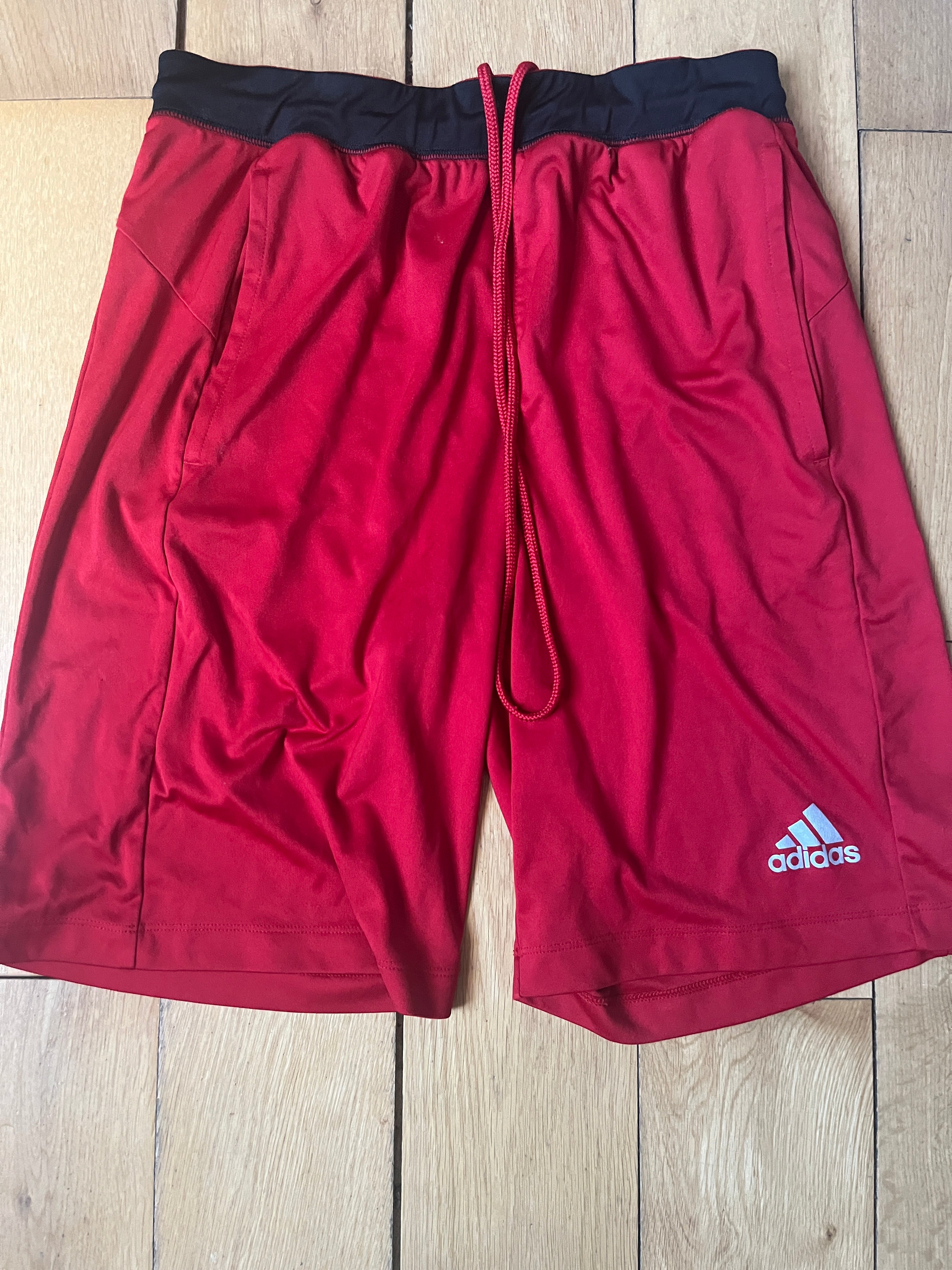Adidas sample red medium item front photo
